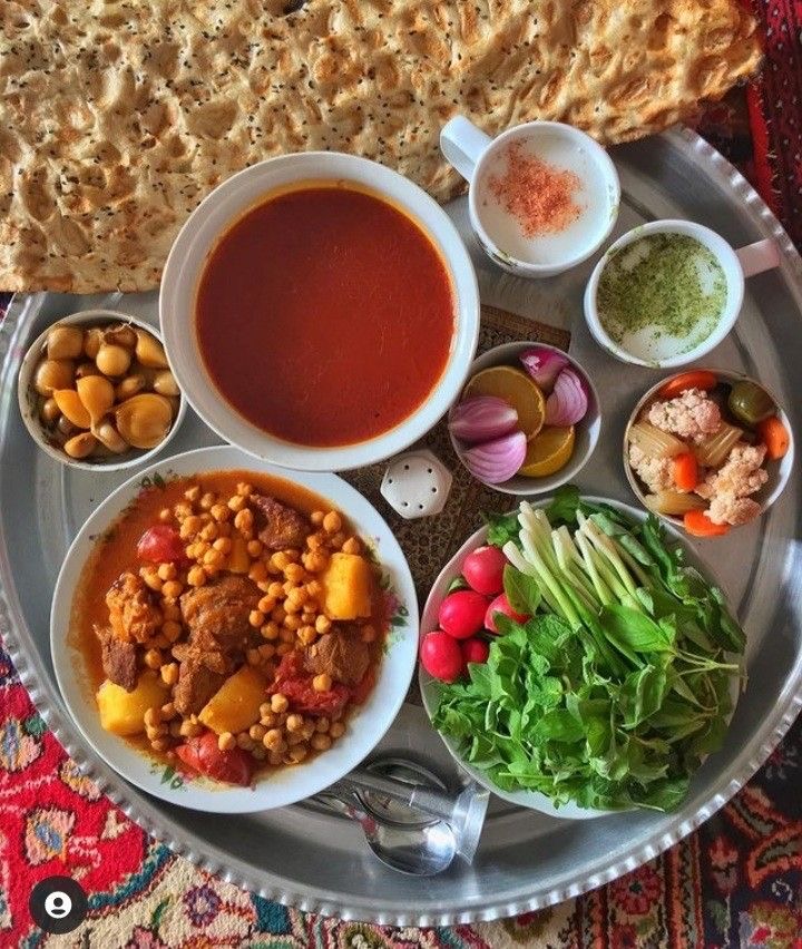 مادربزرگ (ابگوشت)